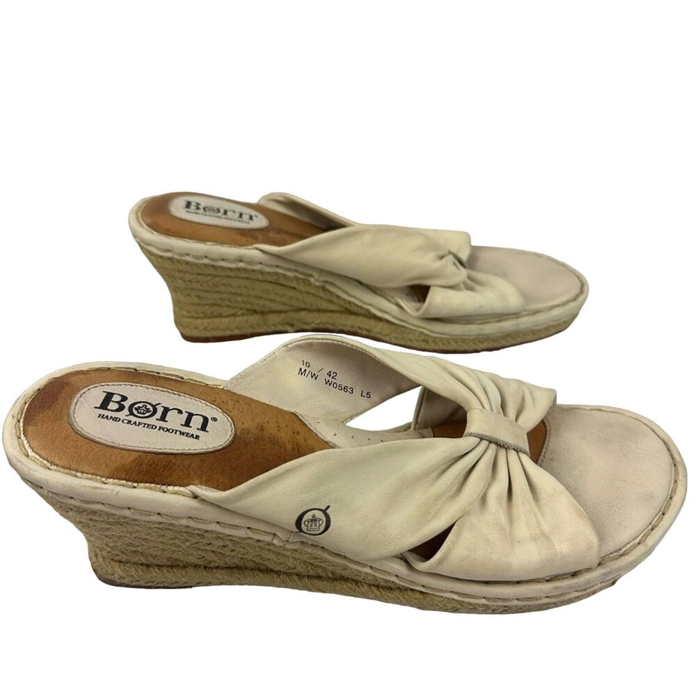 Born Leather Espadrille Wedges Sandals Beige